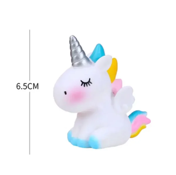 Unicórnio bebé topo bolo